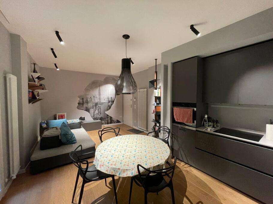 Best Place In Bologna Next 2 Towers Apartment Exterior foto
